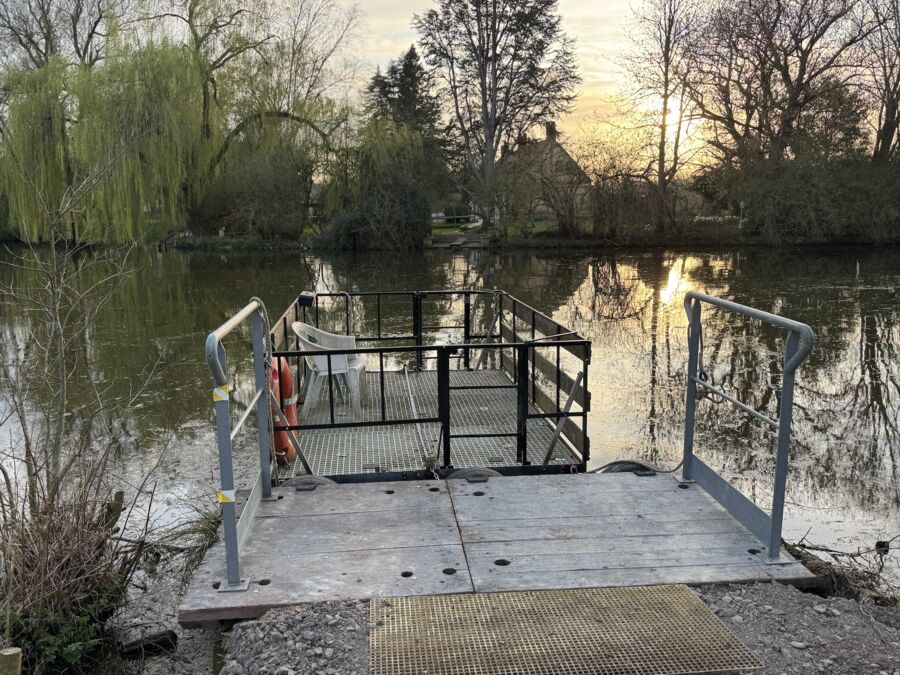 Vue île privée depuis le parking